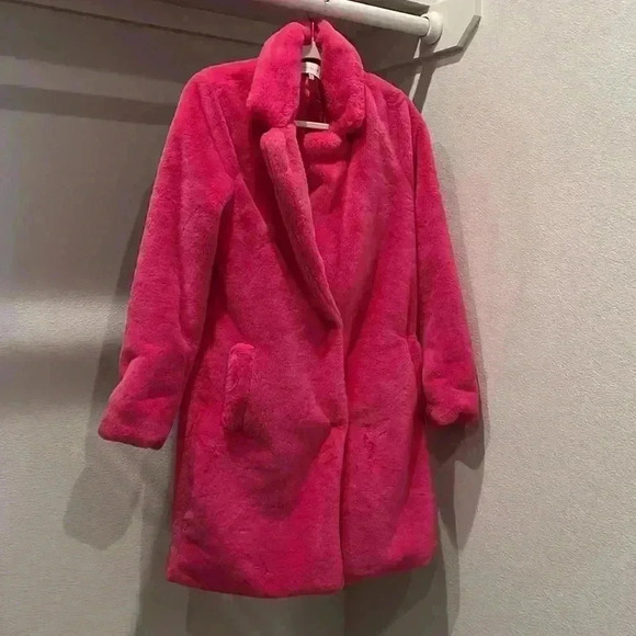 Jackets & Blazers - Women’s Pink Teddy Faux Fur Coat by Skies are Blue Size: M
